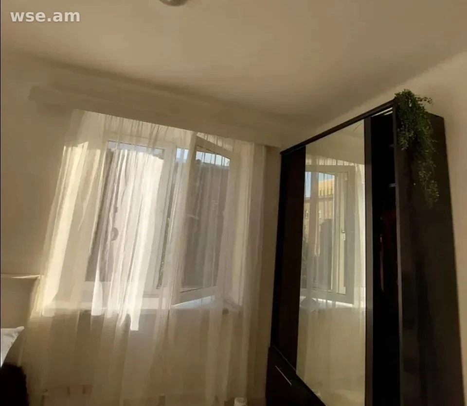 2 - սենյակ, 40 քմ, 3/5 հարկ, Սուրբ Գրիգոր Լուսավորիչ 12