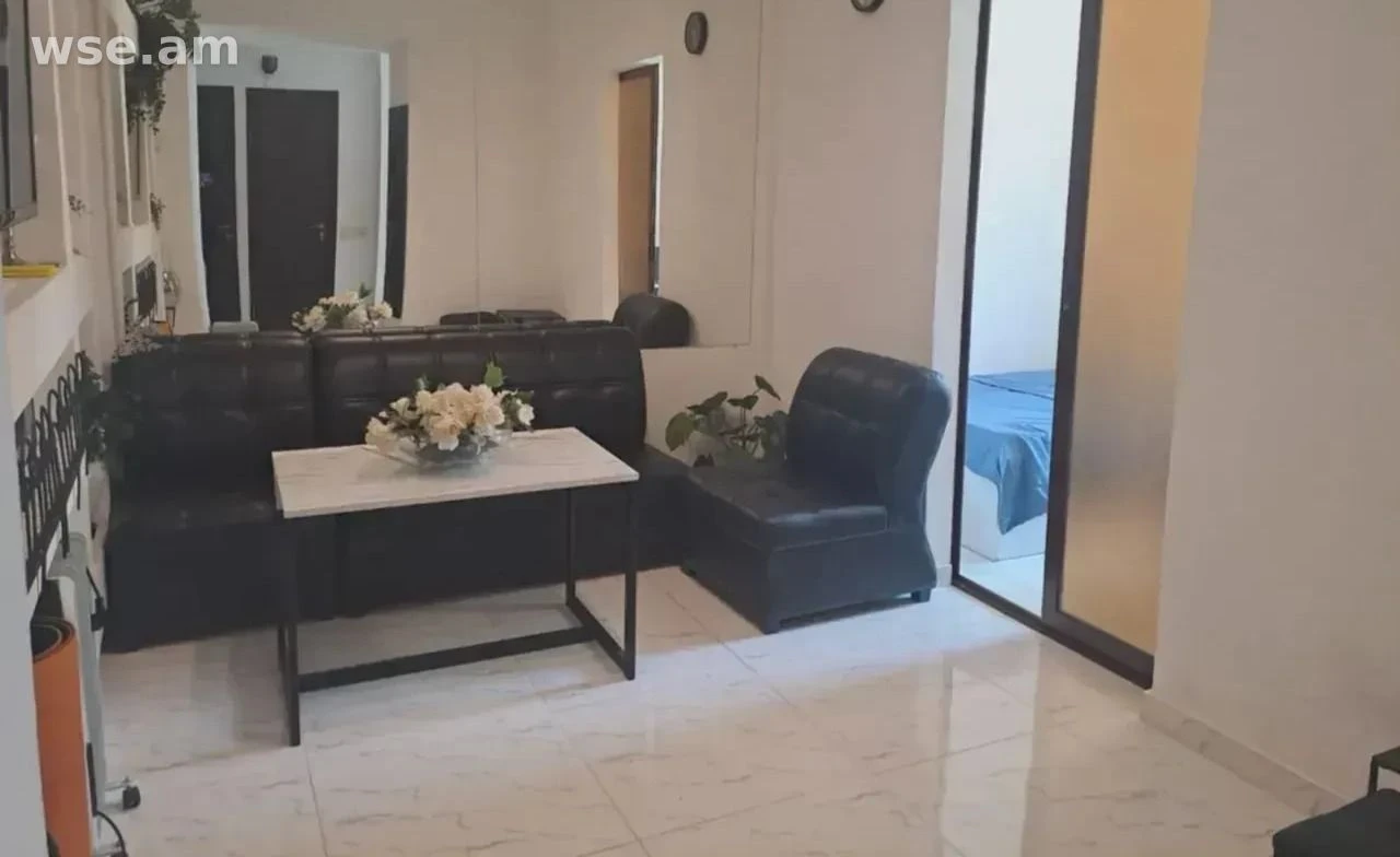 2 - սենյակ, 40 քմ, 3/5 հարկ, Սուրբ Գրիգոր Լուսավորիչ 12