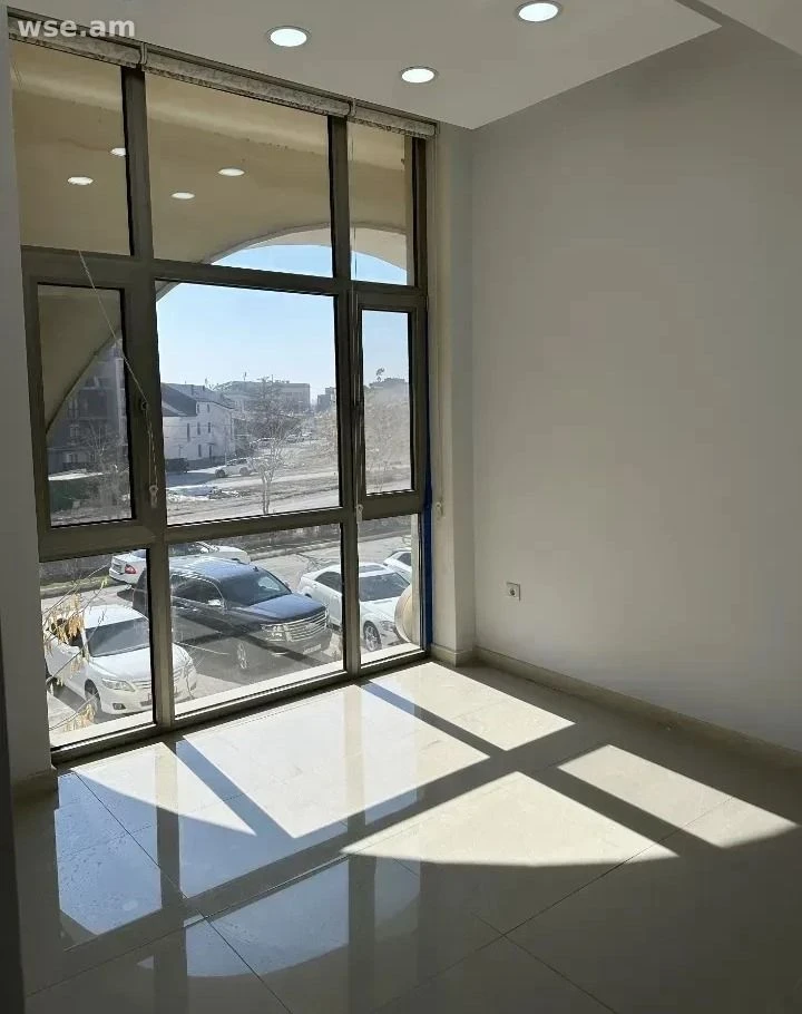 4-room, 102 m², 2/5 floor, Antarain street 160/7