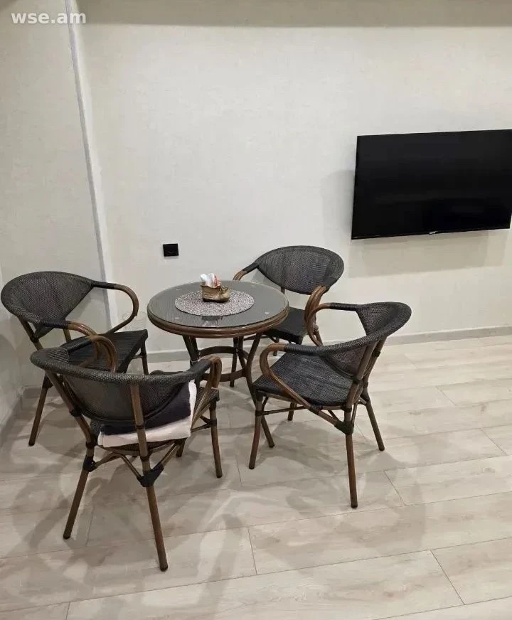 2-rooms, 76 m², 12/14 fl., 28 Shiraz Street