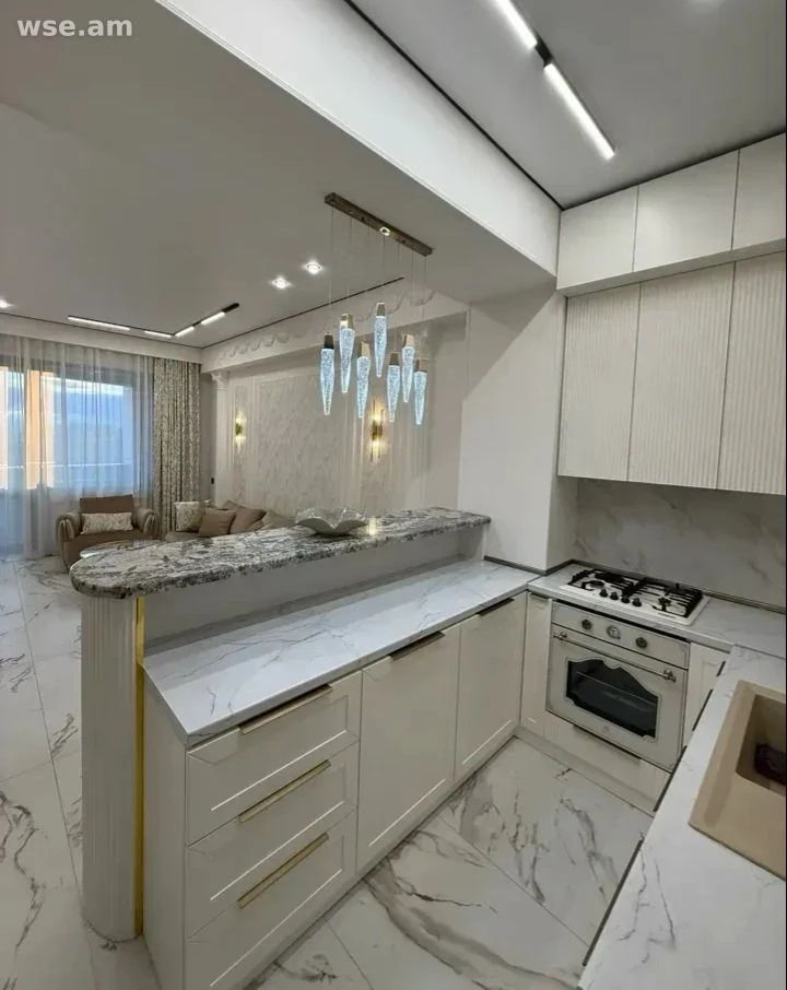 3-комн., 66 м², 4/20 эт., улица Себастия 133