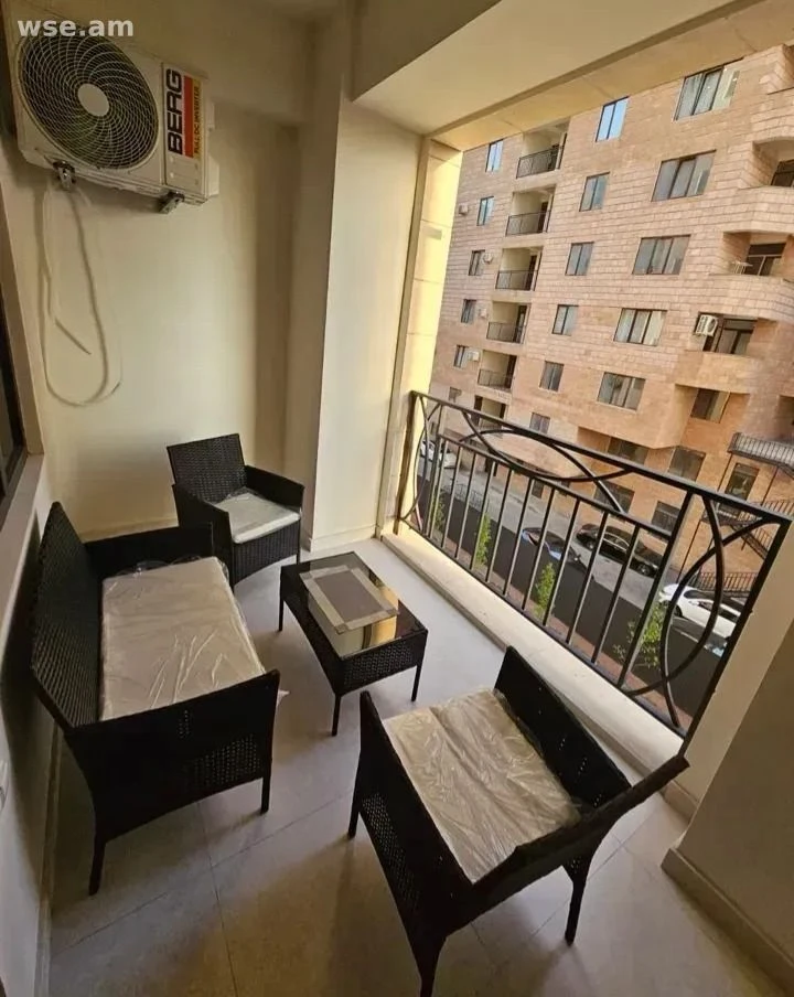 4-комн., 110 м², 4/12 эт., улица Грибоедова 6/1