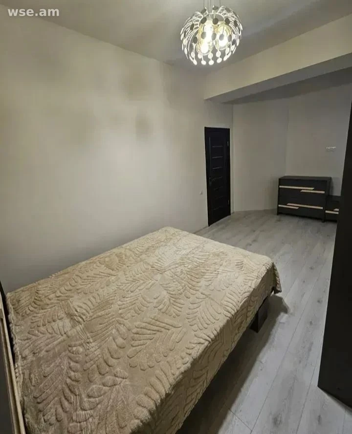 4-комн., 110 м², 4/12 эт., улица Грибоедова 6/1