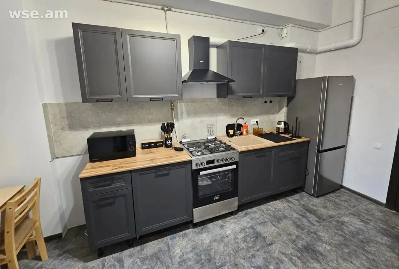 4-комн., 110 м², 4/12 эт., улица Грибоедова 6/1