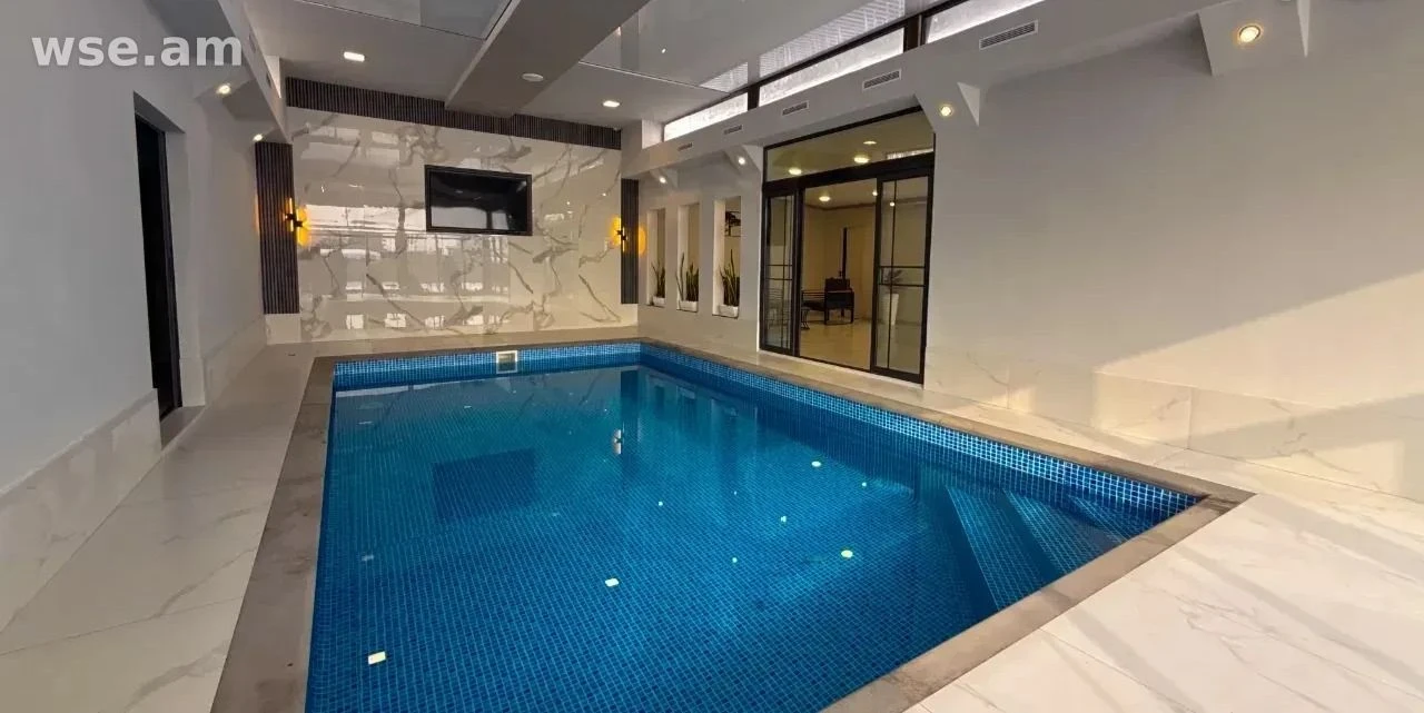 6-bed. house, 600m², 2nd Street - 5 000 $ | WSE.AM