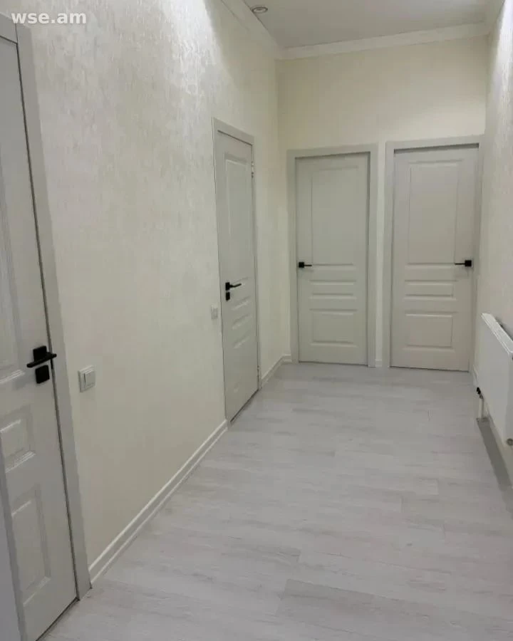 5 սենյականոց, 130 մ², 2/4 հարկ, Շիրակի փողոց 9