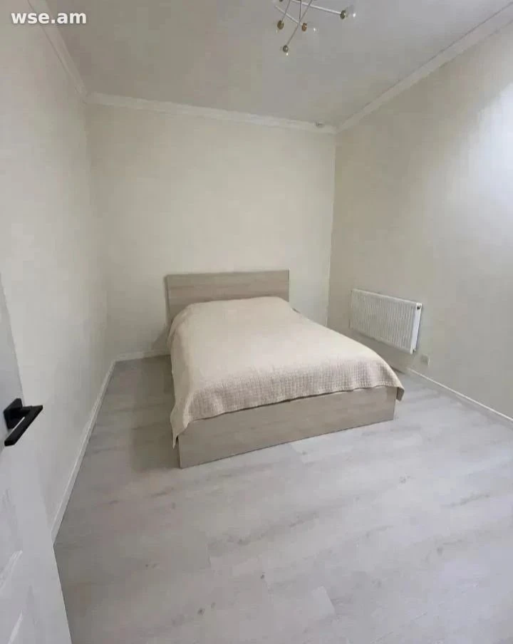 5 սենյականոց, 130 մ², 2/4 հարկ, Շիրակի փողոց 9