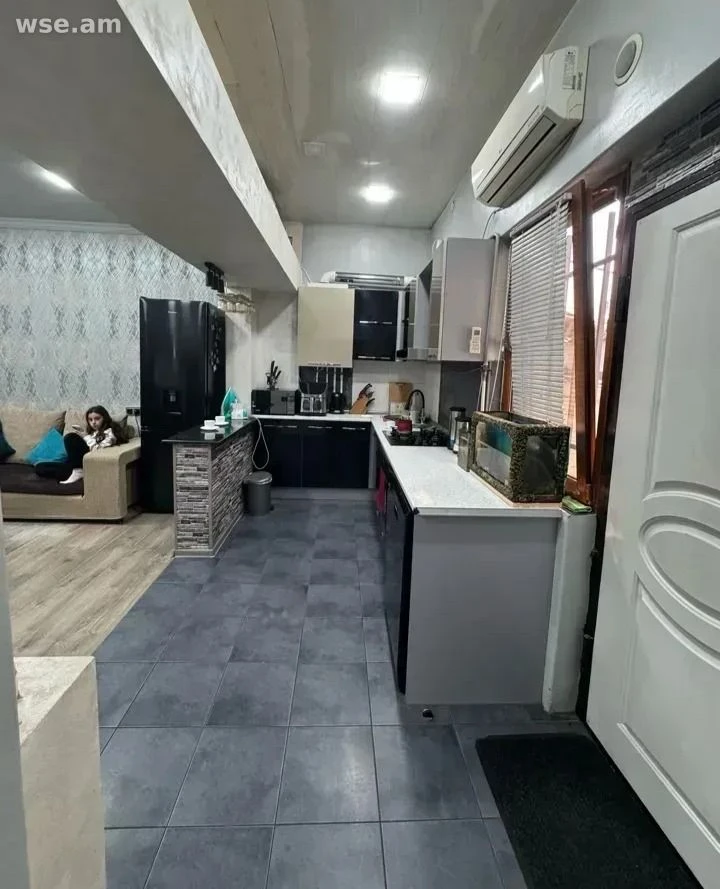 4-սենյականոց տուն, 70 մ², 1-հարկանի, Նար-Դոսի փողոց 1