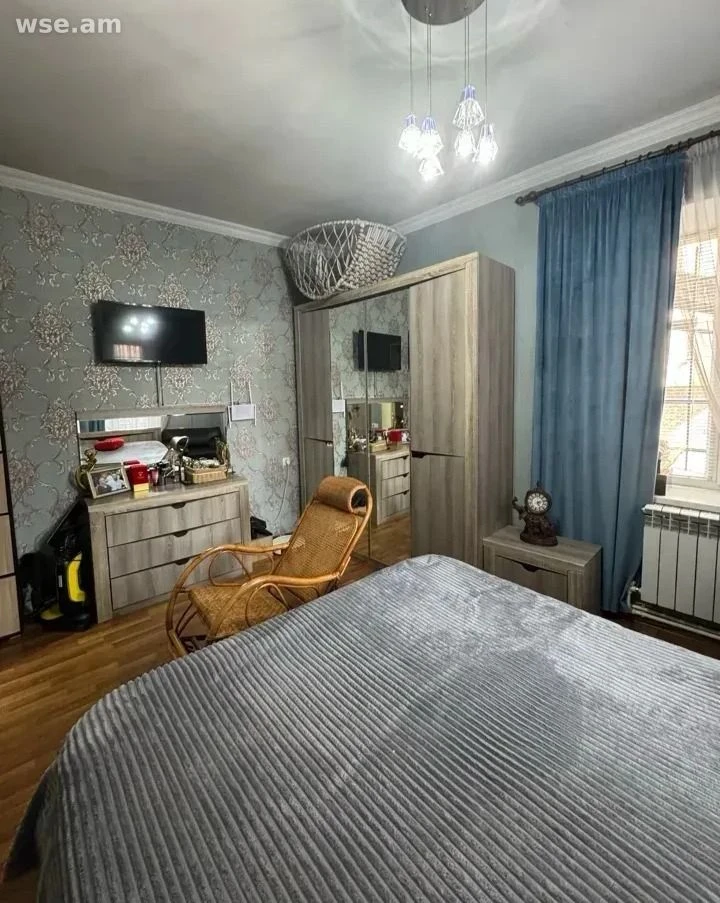 4-սենյականոց տուն, 70 մ², 1-հարկանի, Նար-Դոսի փողոց 1