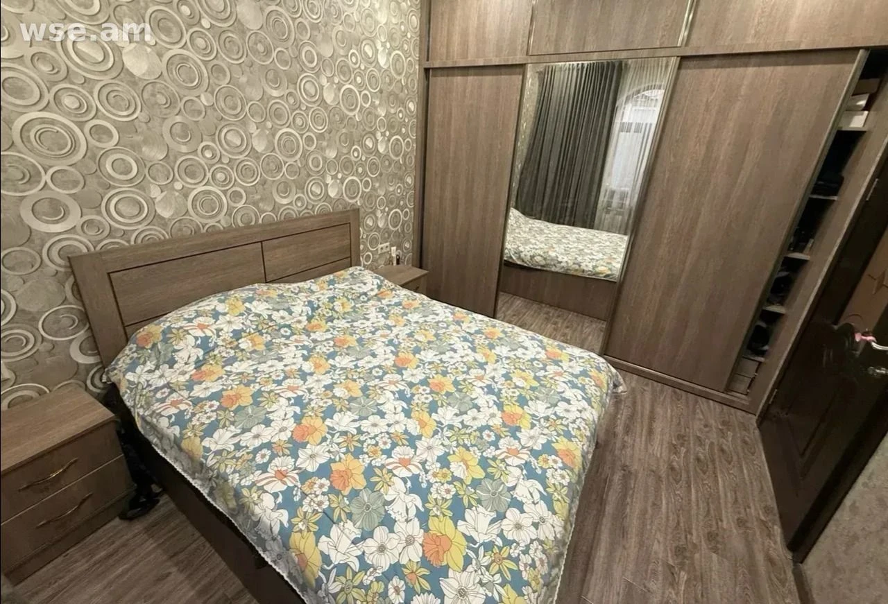 6-սենյականոց տուն, 180 մ², 2-հարկանի, Պոպովի փողոց 4