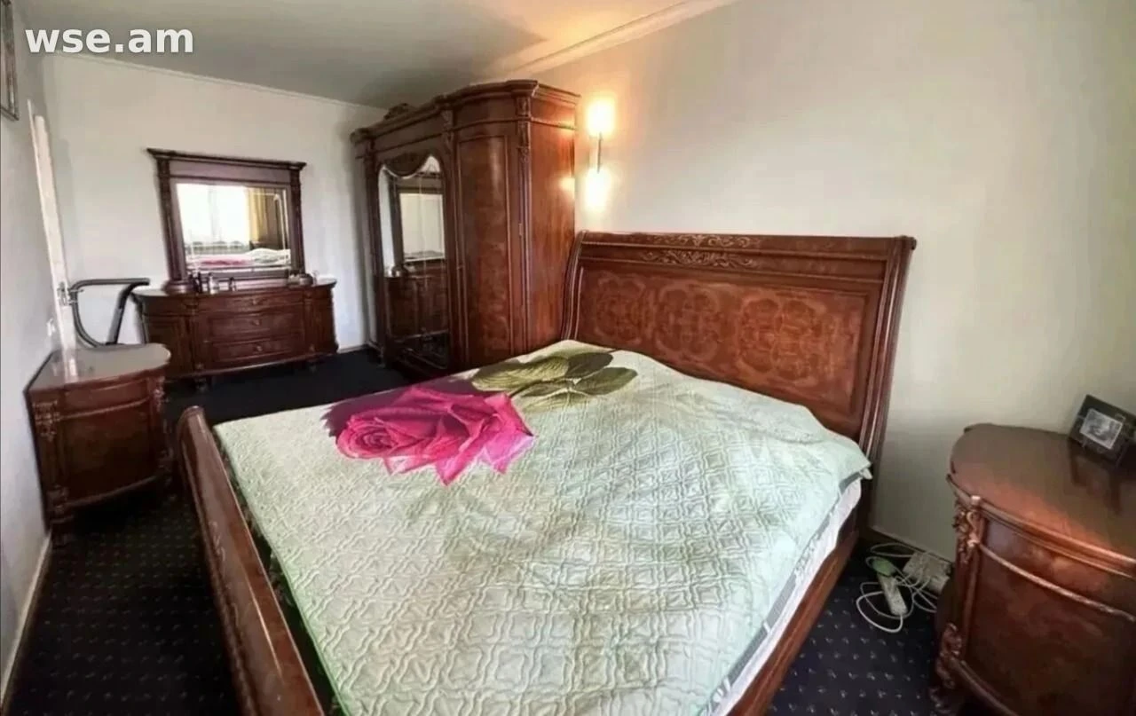 4-սենյականոց, 101 մ², 5/9 հարկ, Մինսկի փողոց 35