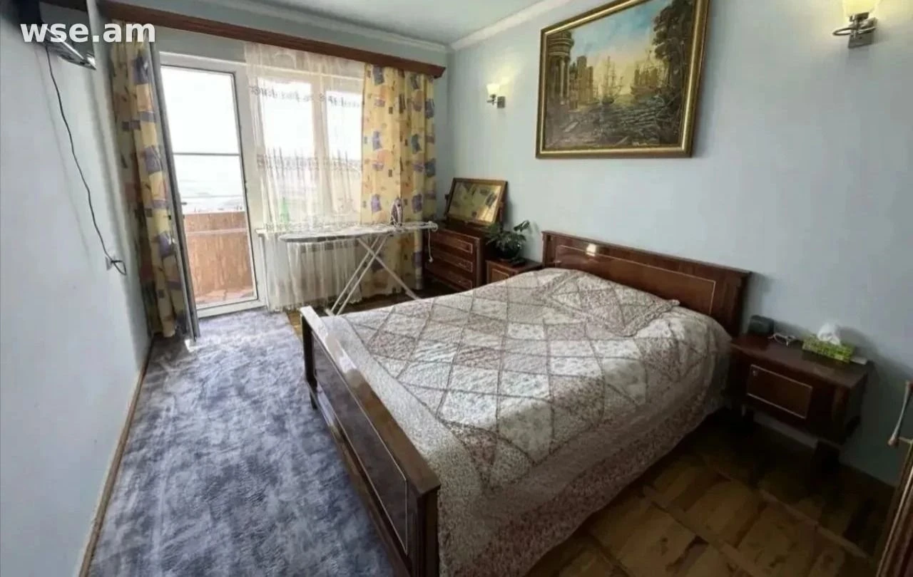 4-սենյականոց, 101 մ², 5/9 հարկ, Մինսկի փողոց 35
