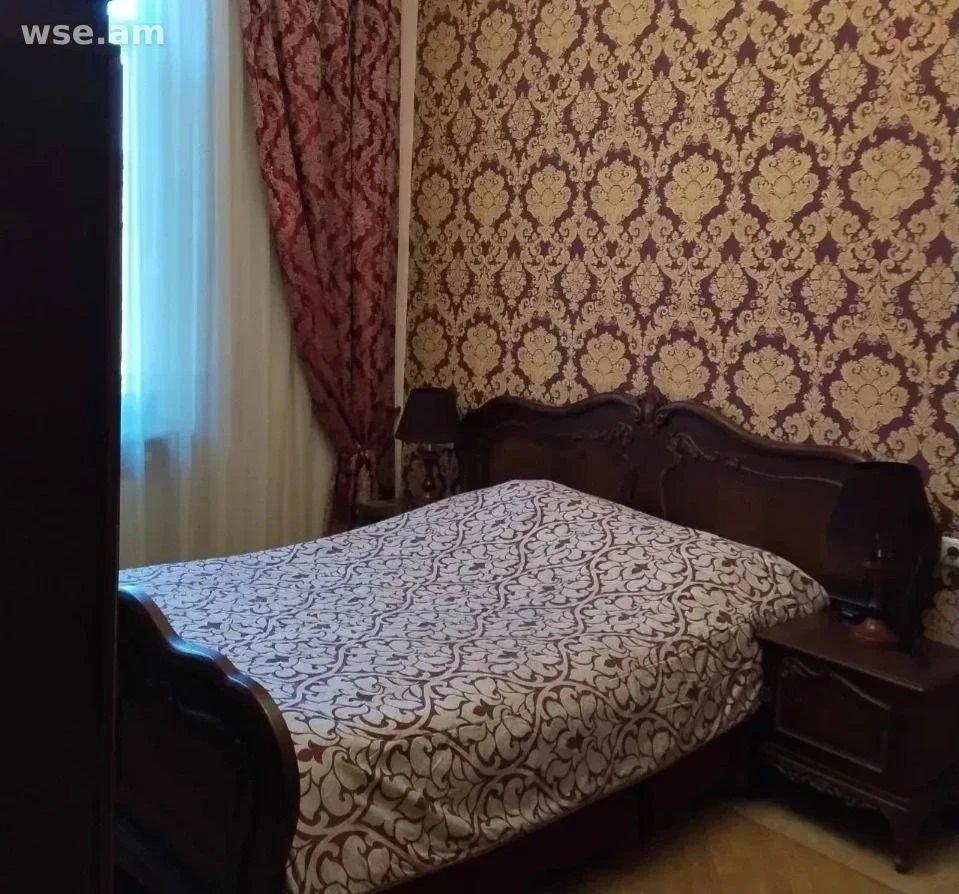 5-սենյականոց, 120 մ², 2/5 հարկ, Նար-Դոսի փողոց 18