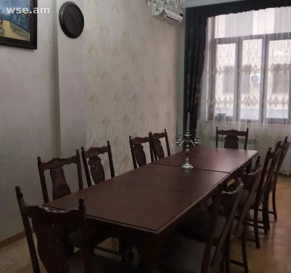 5-սենյականոց, 120 մ², 2/5 հարկ, Նար-Դոսի փողոց 18