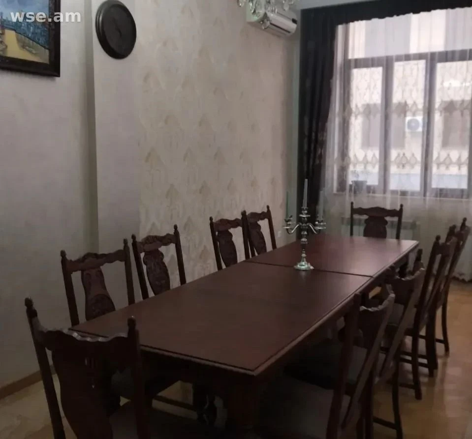5-սենյականոց, 120 մ², 2/5 հարկ, Նար-Դոսի փողոց 18