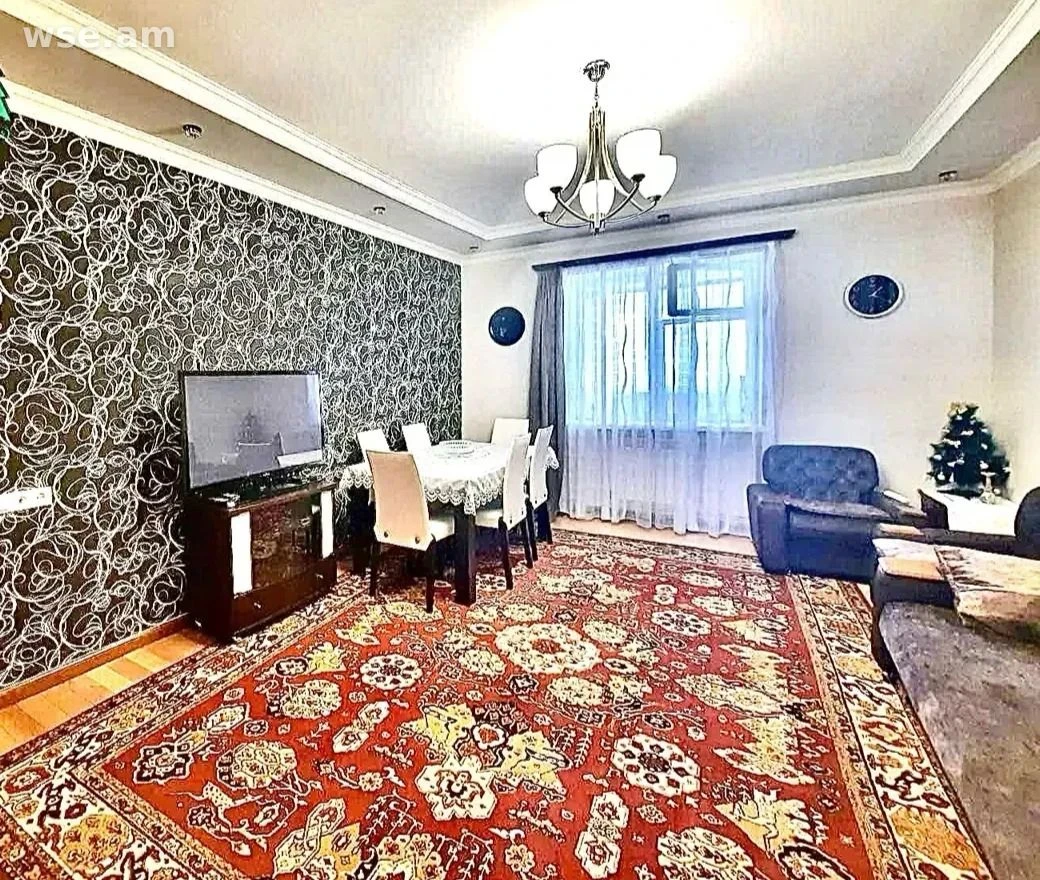 3-սենյականոց, 100 մ², 3/4 հարկ, Մյասնիկյան փողոց 78