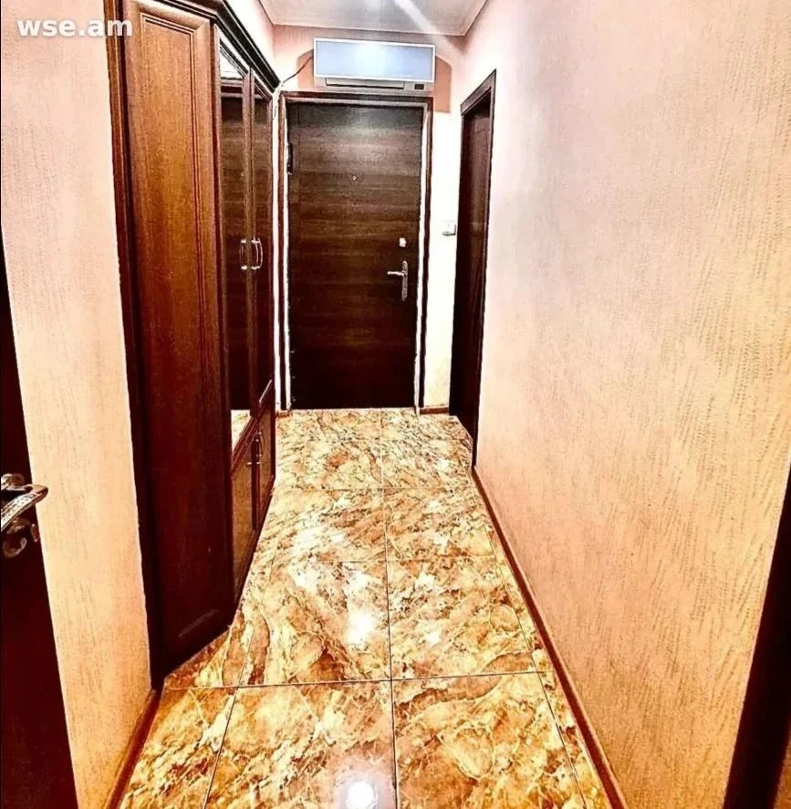 3-սենյականոց, 100 մ², 3/4 հարկ, Մյասնիկյան փողոց 78