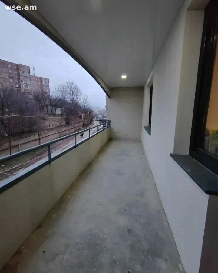 3 սենյականոց, 79 մ², 2/3 հարկ, Մոլդովական փողոց 26