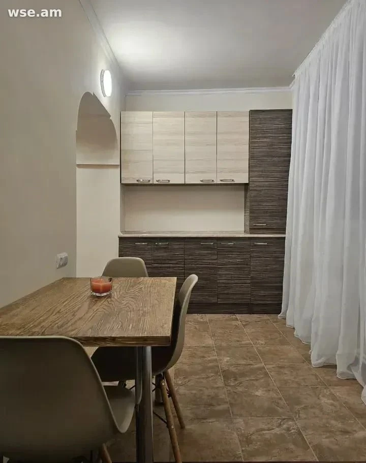 2-սենյակ., 53 մ², 4/5 հարկ, Տիգրան Մեծի պողոտա 52