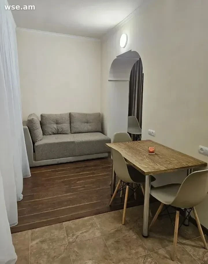 2-սենյակ., 53 մ², 4/5 հարկ, Տիգրան Մեծի պողոտա 52