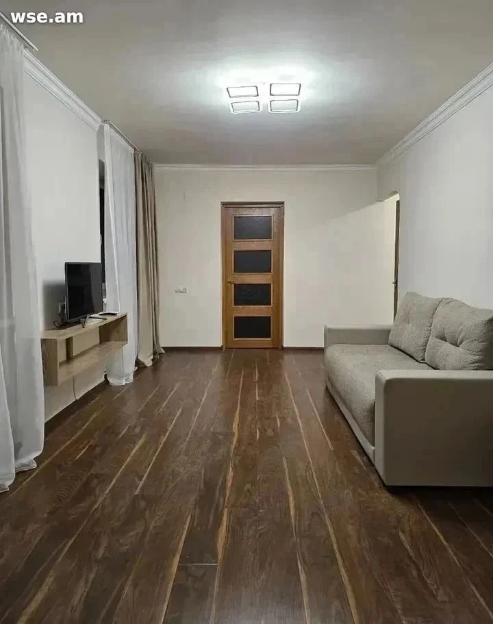 2-սենյակ., 53 մ², 4/5 հարկ, Տիգրան Մեծի պողոտա 52