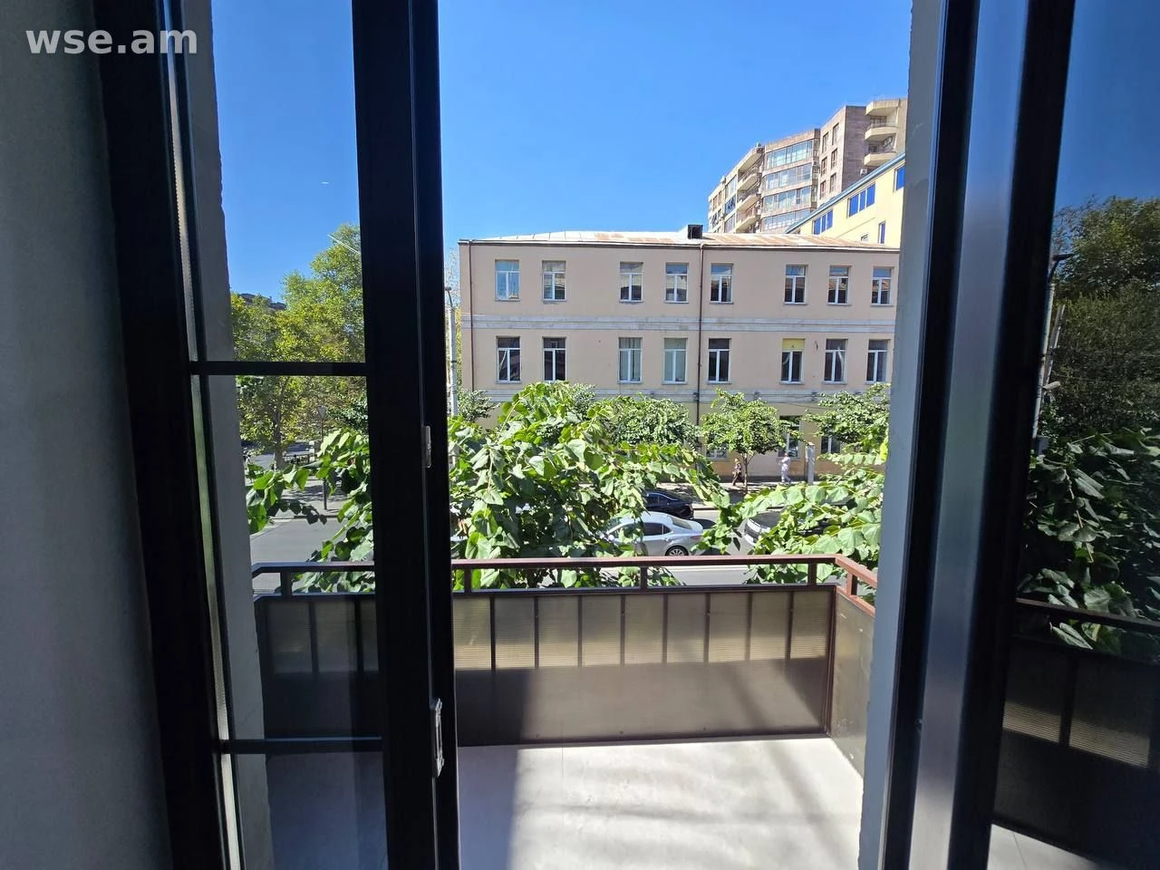 4 սենյականոց, 110 մ², 2/4 հարկ, Թումանյան փողոց 38