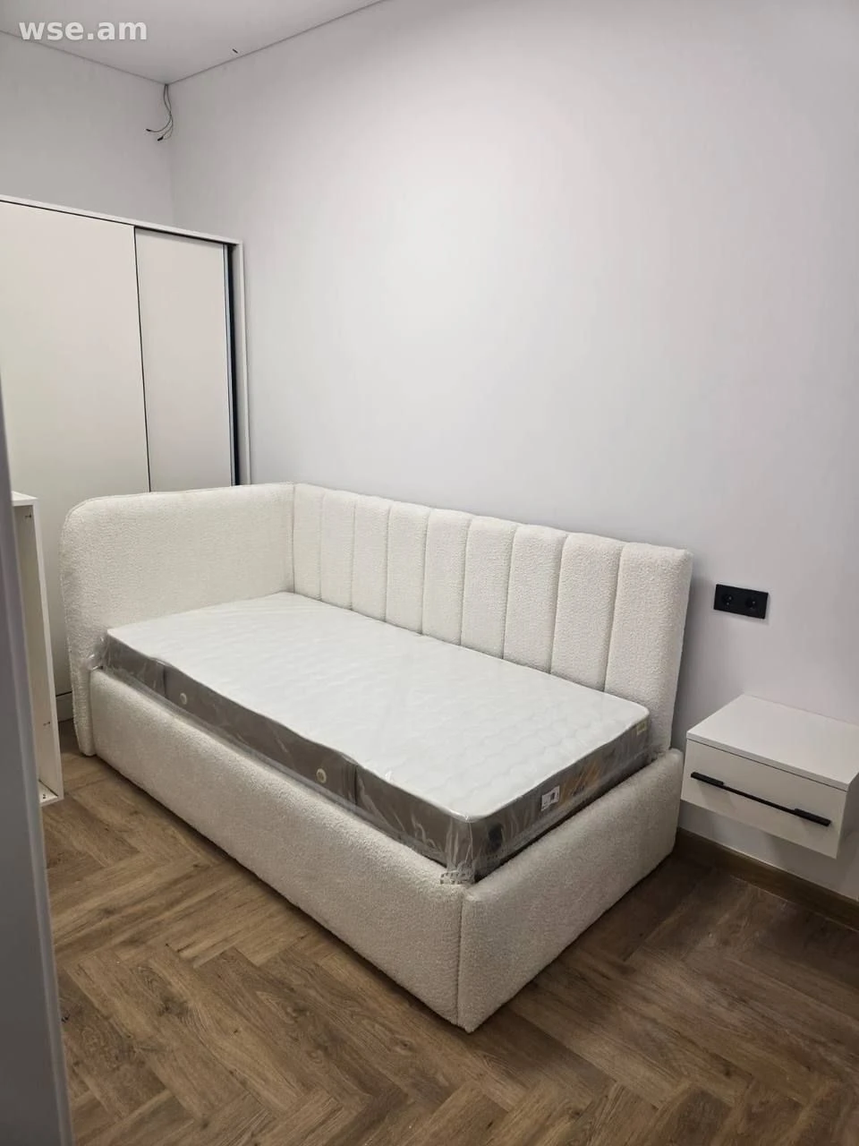 4 սենյականոց, 110 մ², 2/4 հարկ, Թումանյան փողոց 38