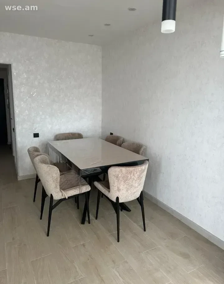 2-комн., 76 м², 12/14 эт., Улица Шираза 12