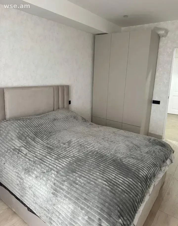 2-комн., 76 м², 12/14 эт., Улица Шираза 12