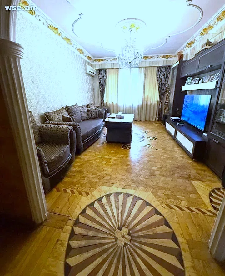 3-комн., 83 м², 3/9 эт., улица Себастия 18/1