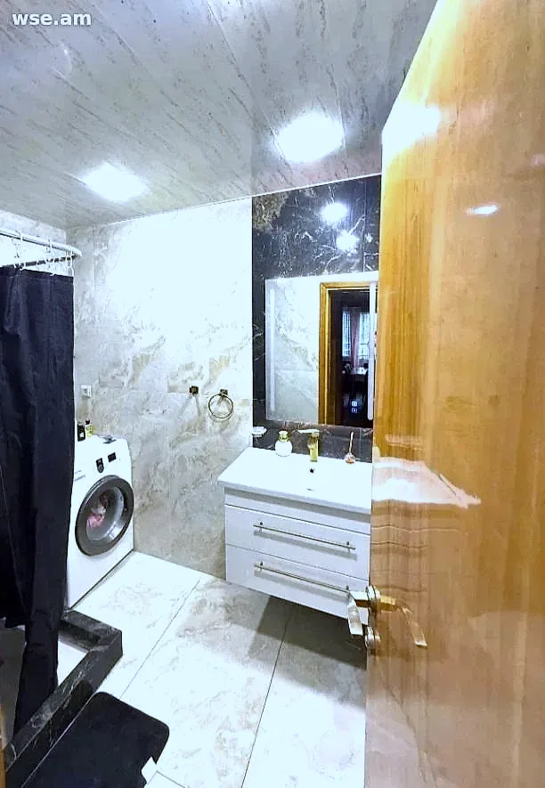 3-комн., 83 м², 3/9 эт., улица Себастия 18/1