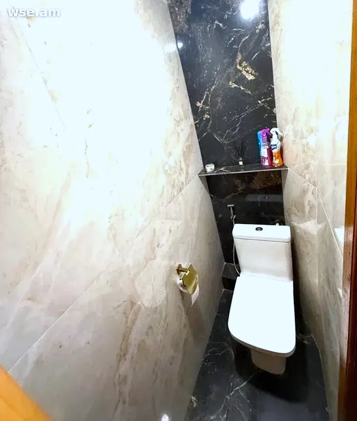 3-комн., 83 м², 3/9 эт., улица Себастия 18/1