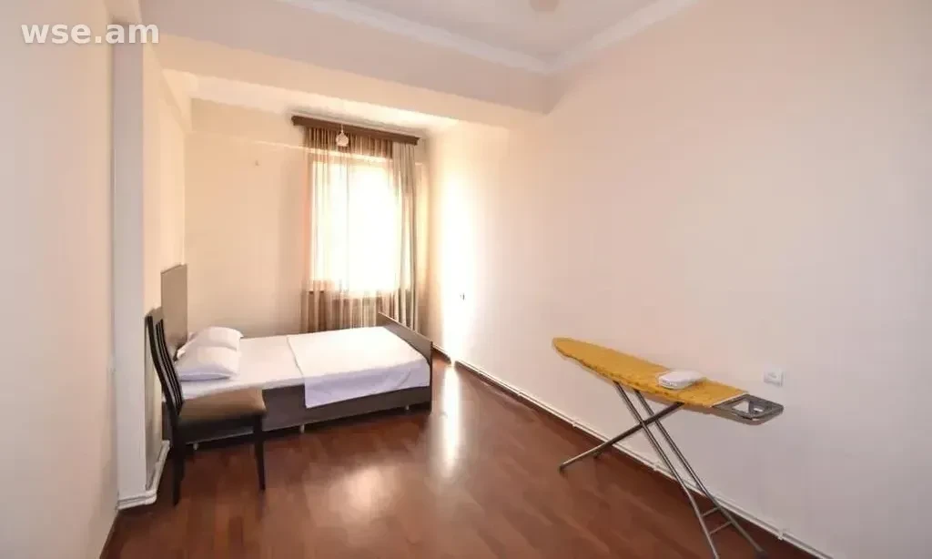 2-комн., 76 м², 8/13 эт., проспект Месропа Маштоца 33/1
