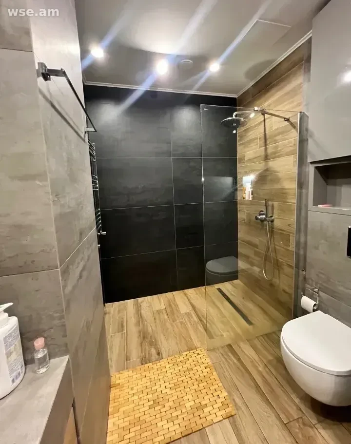 3-room, 72 m², 8/18 floor, 14/4 Davita Anhakhta Street