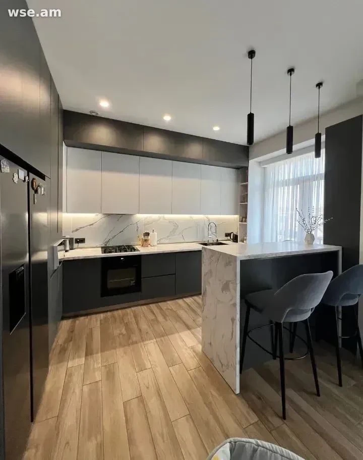 3-room, 72 m², 8/18 floor, 14/4 Davita Anhakhta Street