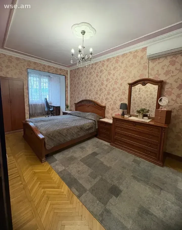 4-комн., 75 м², 2/5 эт., улица Грачья Кочара 27