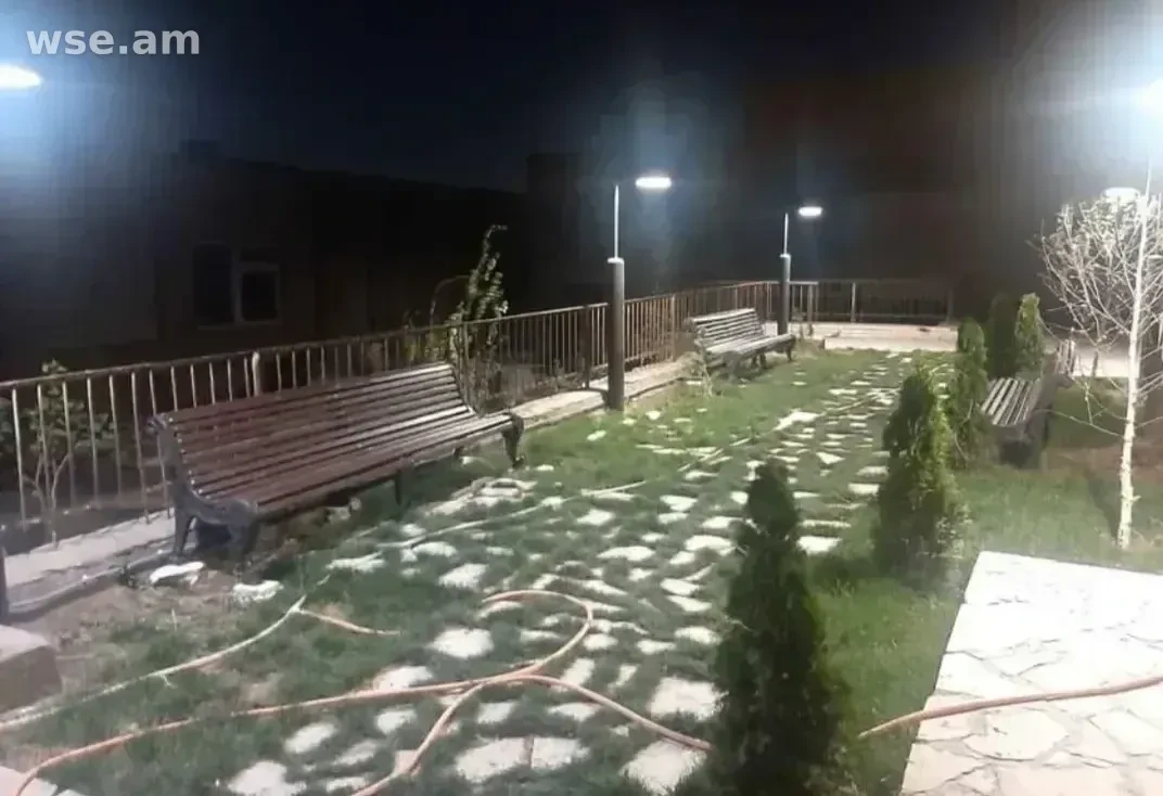 1-комн., 30 м², 1/4 эт., 12-я улица Канакера 3