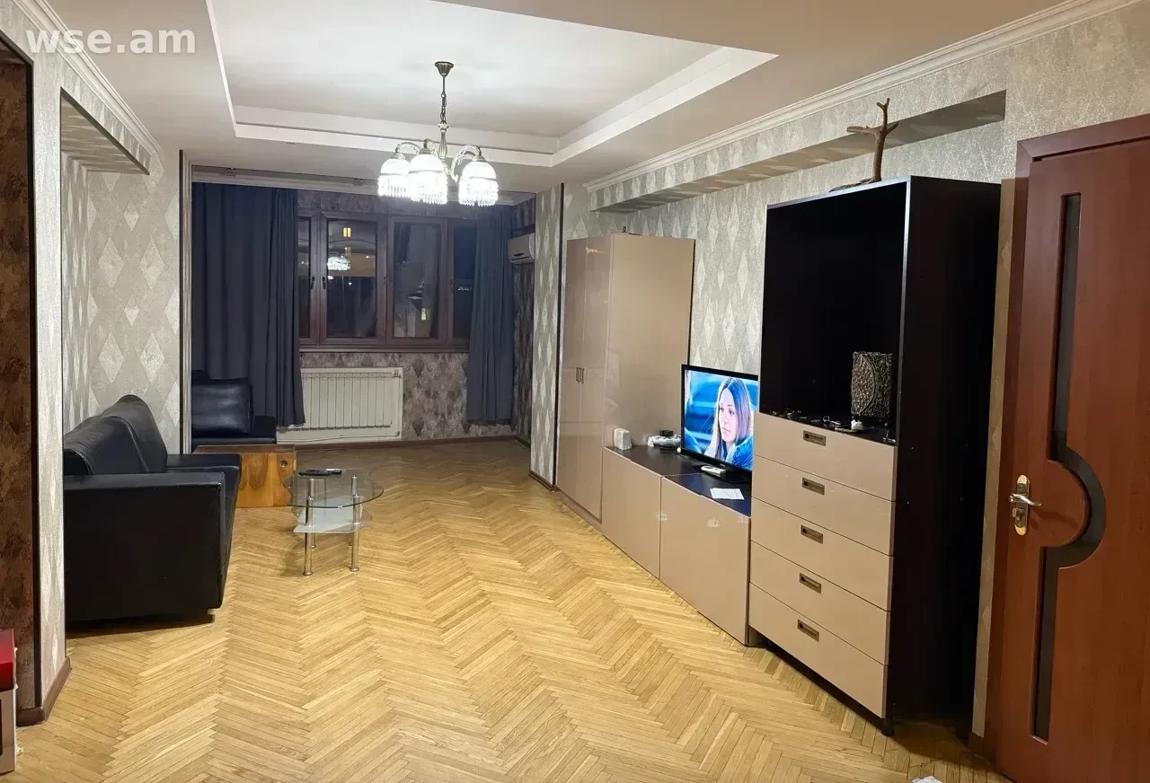 3-комн., 91 м², 9/11 эт., улица Закияна 3