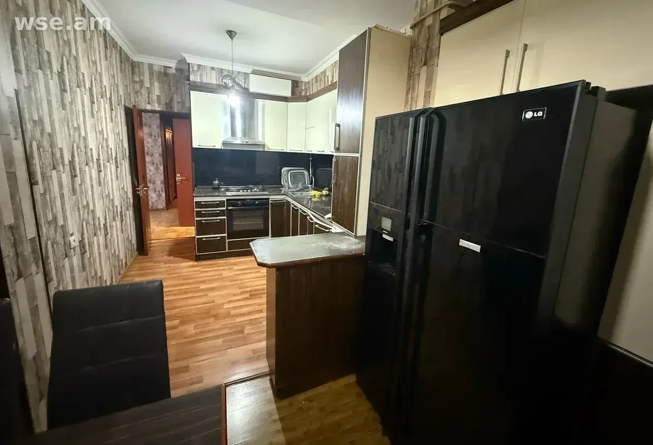 3-комн., 91 м², 9/11 эт., улица Закияна 3