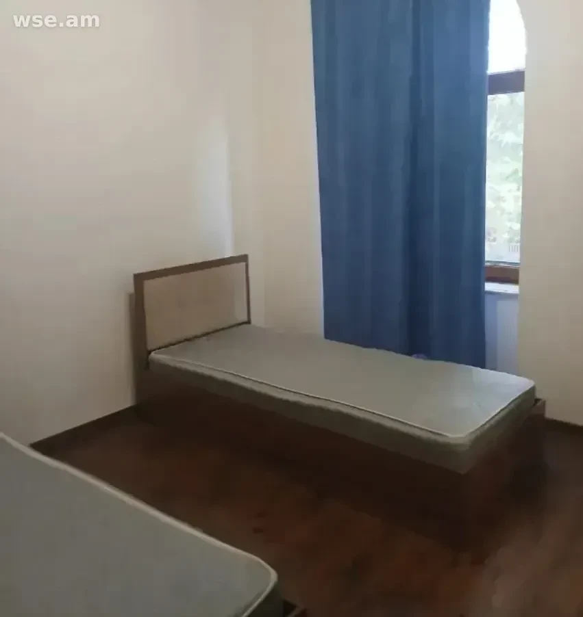 3-комн., 98 м², 4/4 эт., проспект Тиграна Меца 28