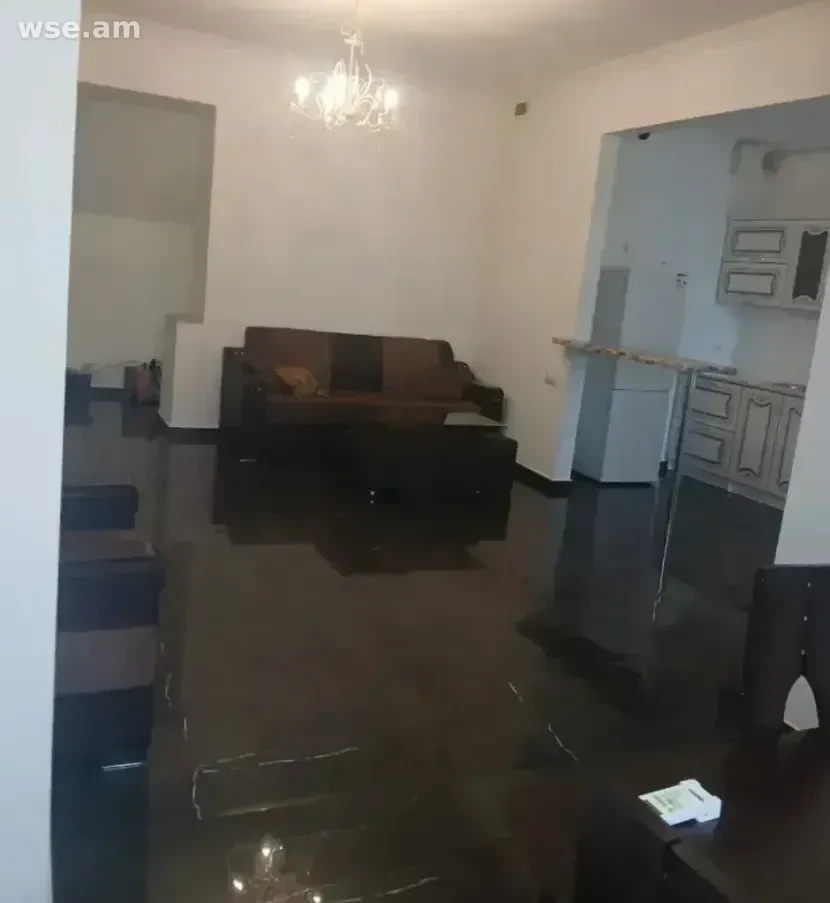 3-комн., 98 м², 4/4 эт., проспект Тиграна Меца 28