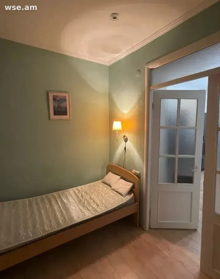 3-комн., 62 м², 5/5 эт., улица Арама Хачатуряна 4