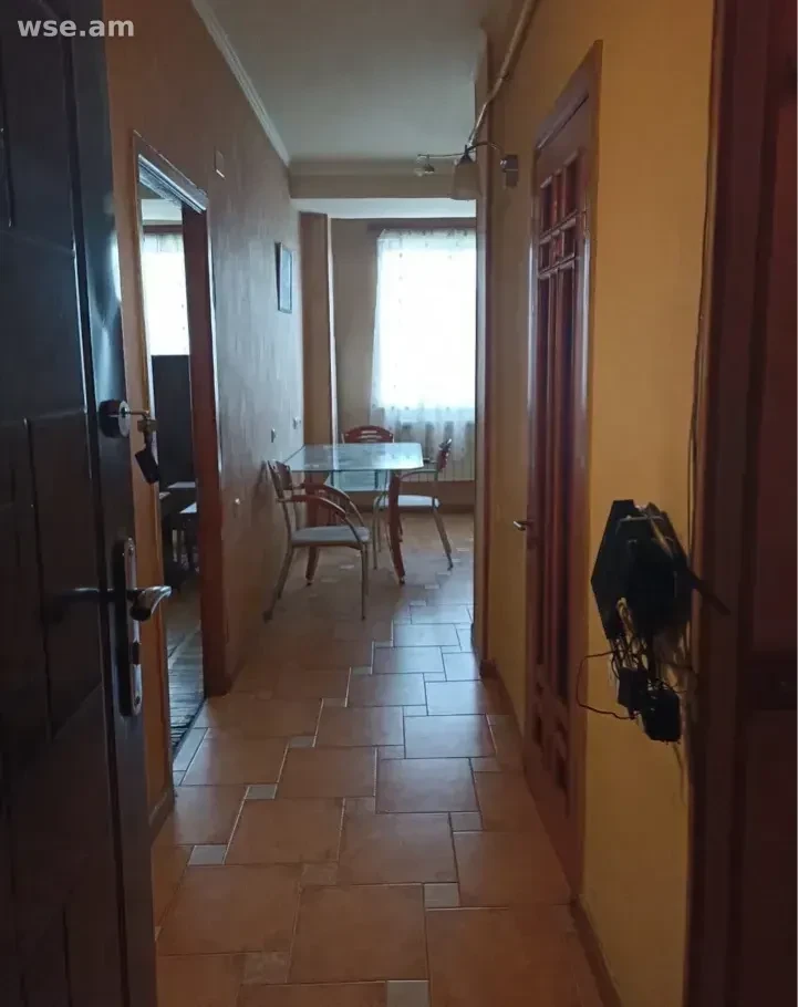 1-комн., 43 м², 5/10 эт., Улица Нар-Доса 77