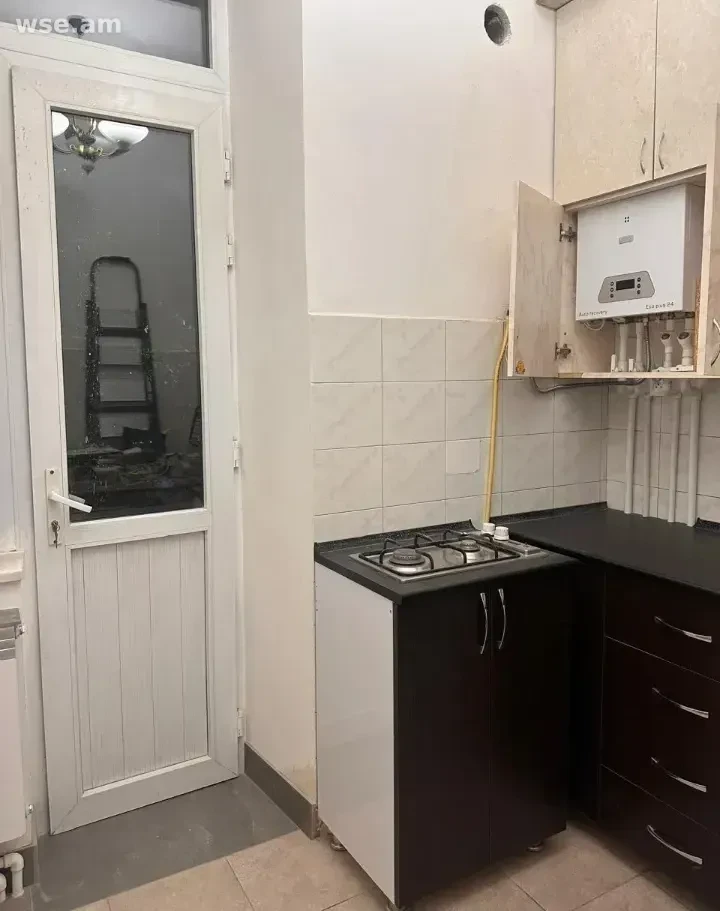 1-комн., 40 м², 2/4 эт., проспект Багратуняц 47