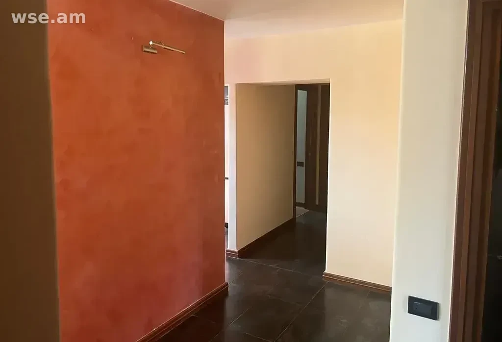 3-комн., 95 м², 8/13 эт., улица Налбандяна 25а
