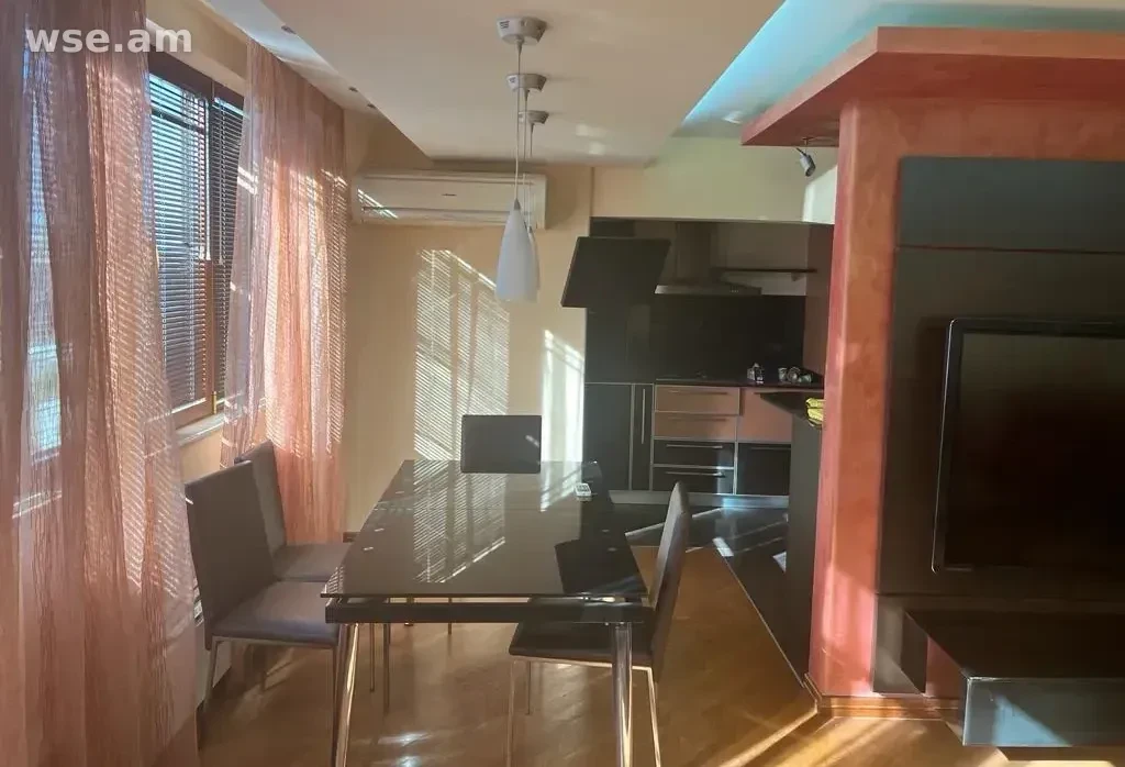 3-комн., 95 м², 8/13 эт., улица Налбандяна 25а