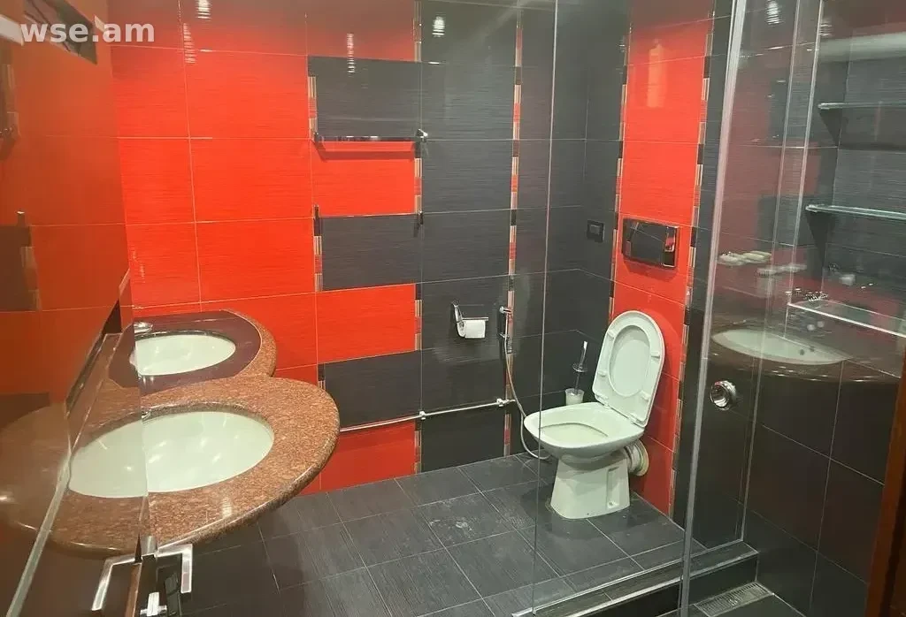 3-комн., 95 м², 8/13 эт., улица Налбандяна 25а