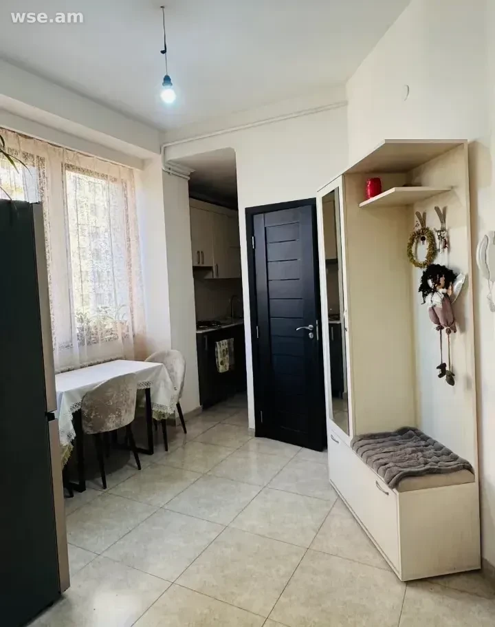 3-սենյականոց, 53 մ², 5/9 հարկ, Գյուրջյան փողոց 15/1