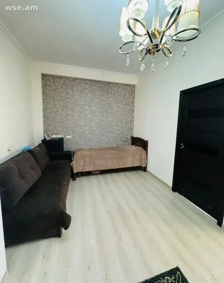 3-սենյականոց, 53 մ², 5/9 հարկ, Գյուրջյան փողոց 15/1