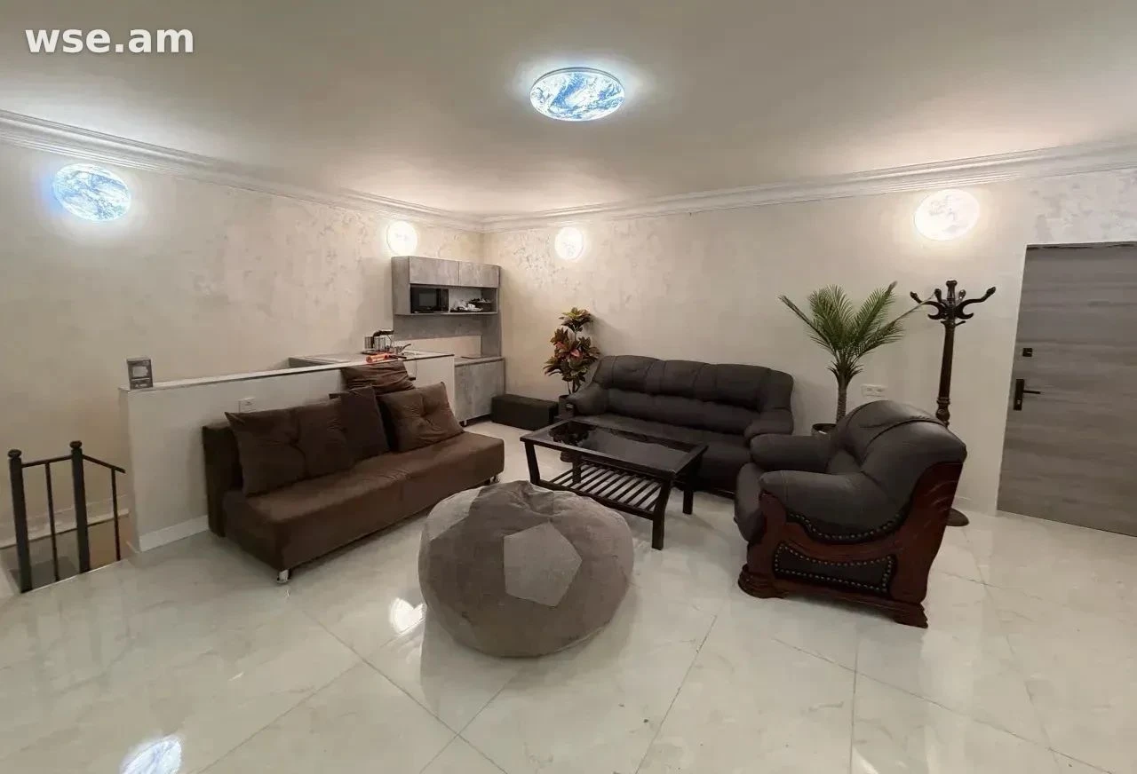3-комн. квартира, 100м², улица Врацакан 21, Ереван — 470 000 ֏
